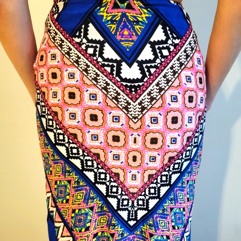 F21 NEW Gorgeous dress with open slits and silky design. Free 🎁 w/purchase